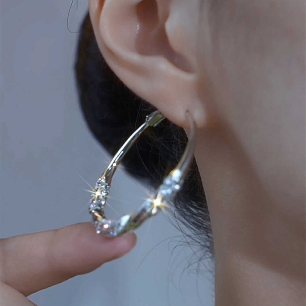 Women's Diamond Sier Exaggerated Large Hoop Shiny Design Earrings