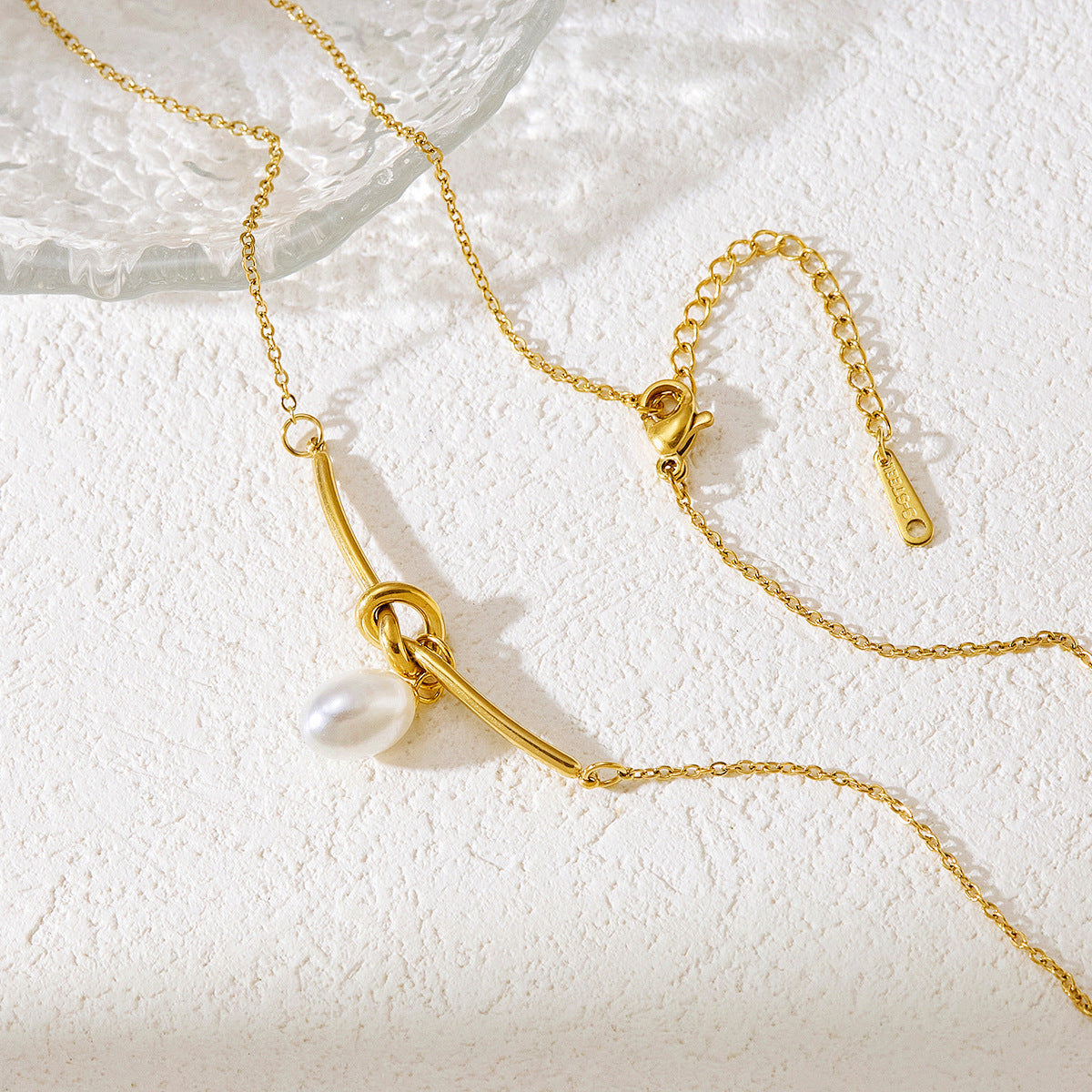 Hollow Bow Freshwater Pearl Bends Hitches Stainless Steel Earrings
