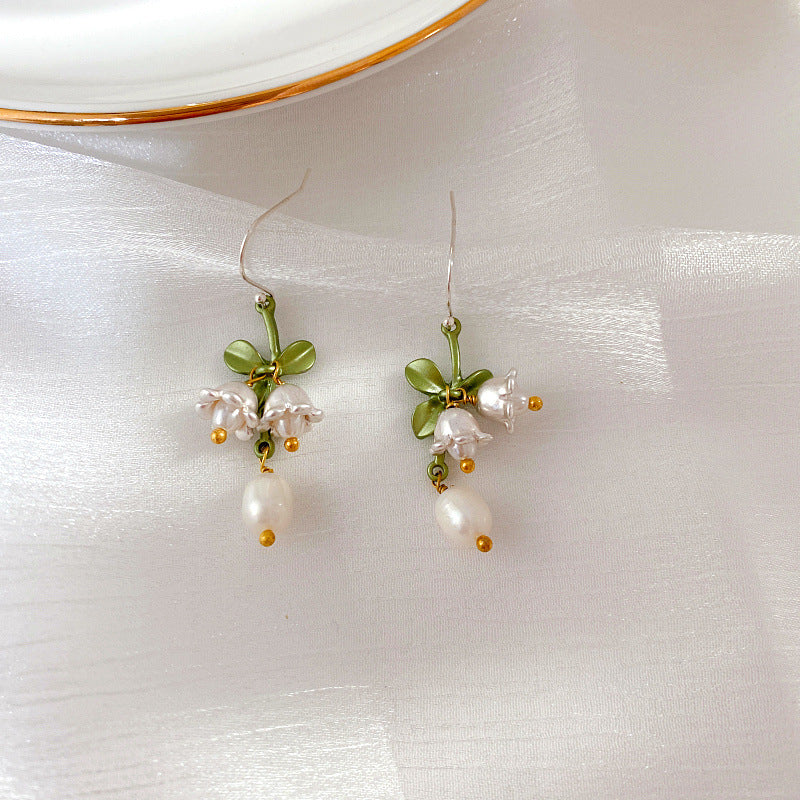 Women's Mori Style Lily Grass Pearl Sier Pin Earrings