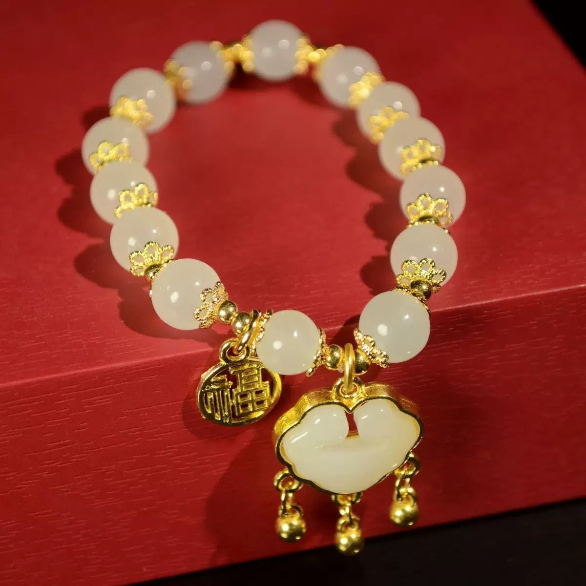 Day To Give Mom Chinese Good-looking Exquisite National Style White Bracelet