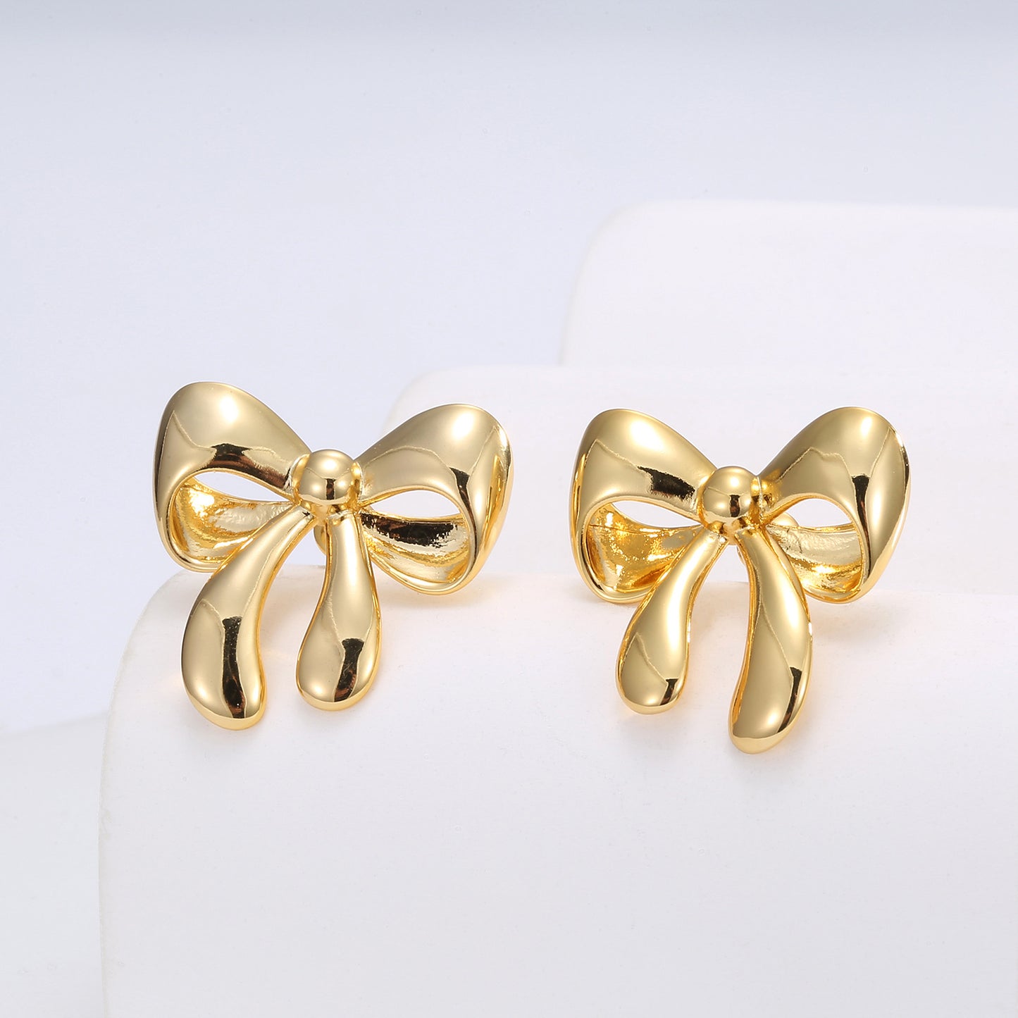 Women's Aloofness Style Suit Design Delicate Diamond Elegant Earrings