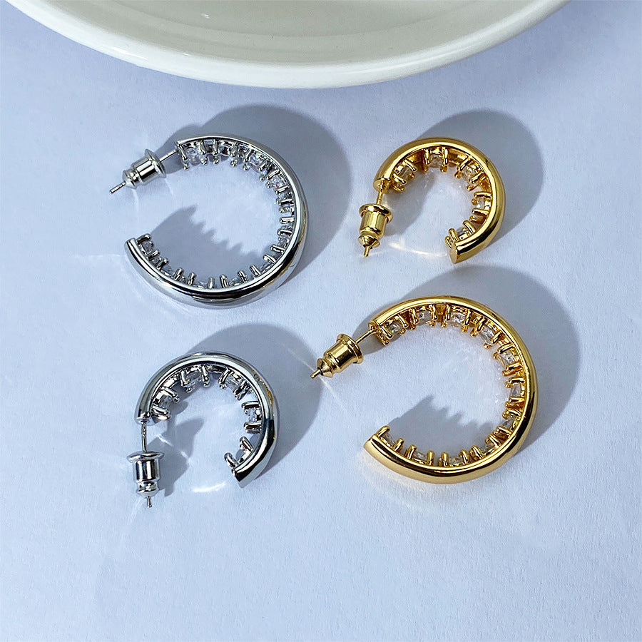 Women's Style Shaped Niche Design Graceful Fashionable Light Stud Earrings