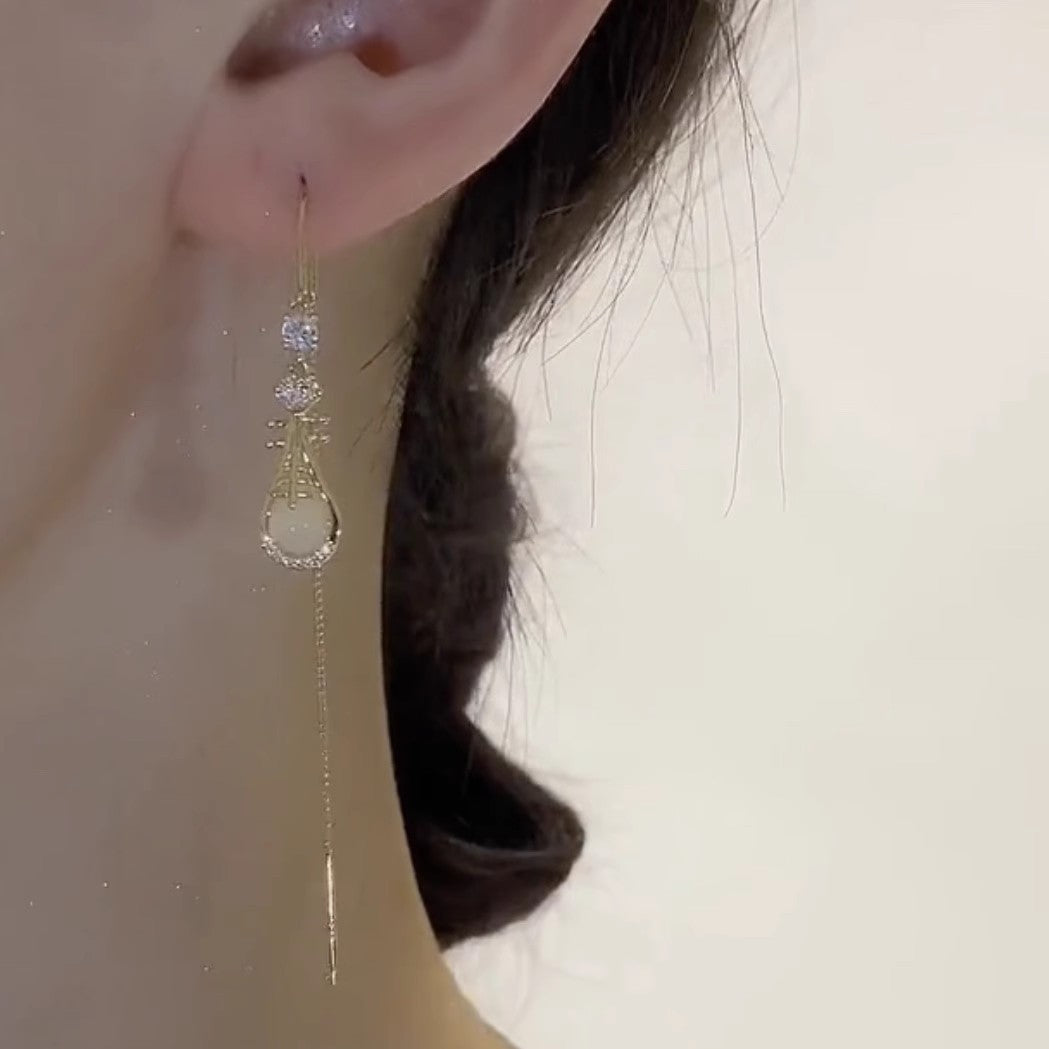 Women's High-grade Pipa Tassel Unique For Trendy Crystal Ear Line