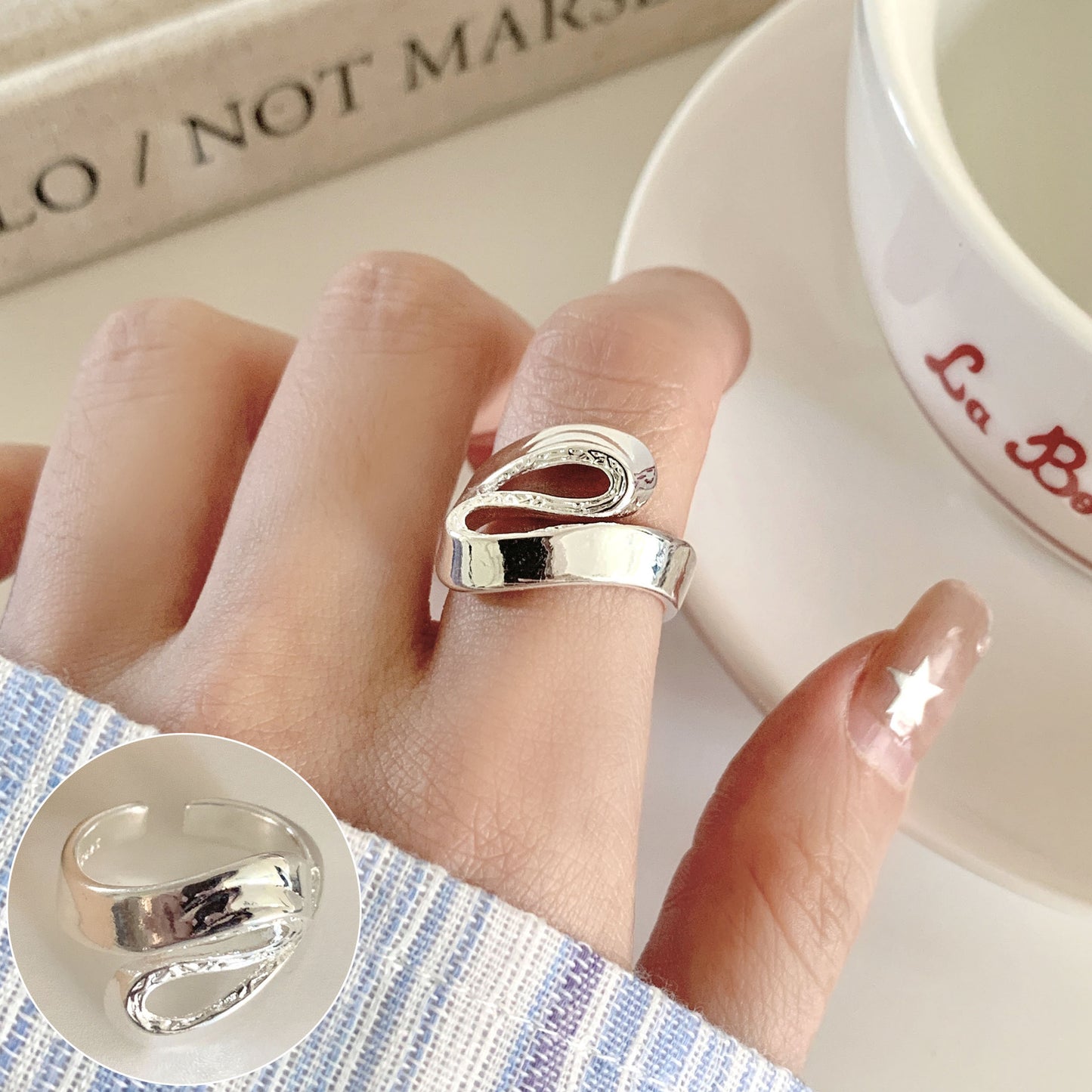 Women's Geometric Fashion Twisted Open-end Personality Hip Rings