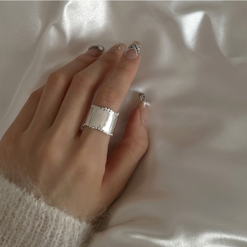 Women's Wide-brimmed Geometric Simple Cross Pearl Line Rings