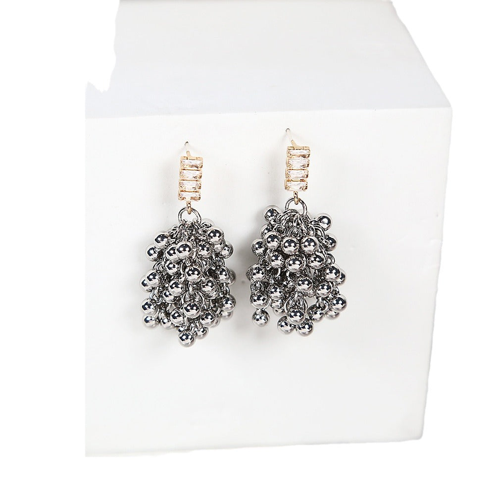 Sier Needle Zircon Retro French Metal Tassel Beaded Light Niche Earrings