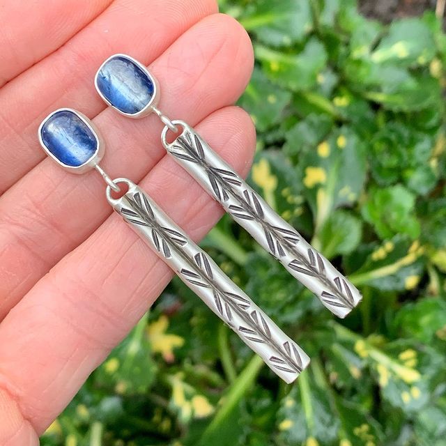 Women's Blue Bohemian Style Retro Eardrop Simple Earrings