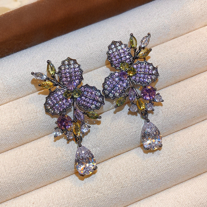 Women's Needle Inlaid Zircon Leaves Tassel Personalized Design Earrings