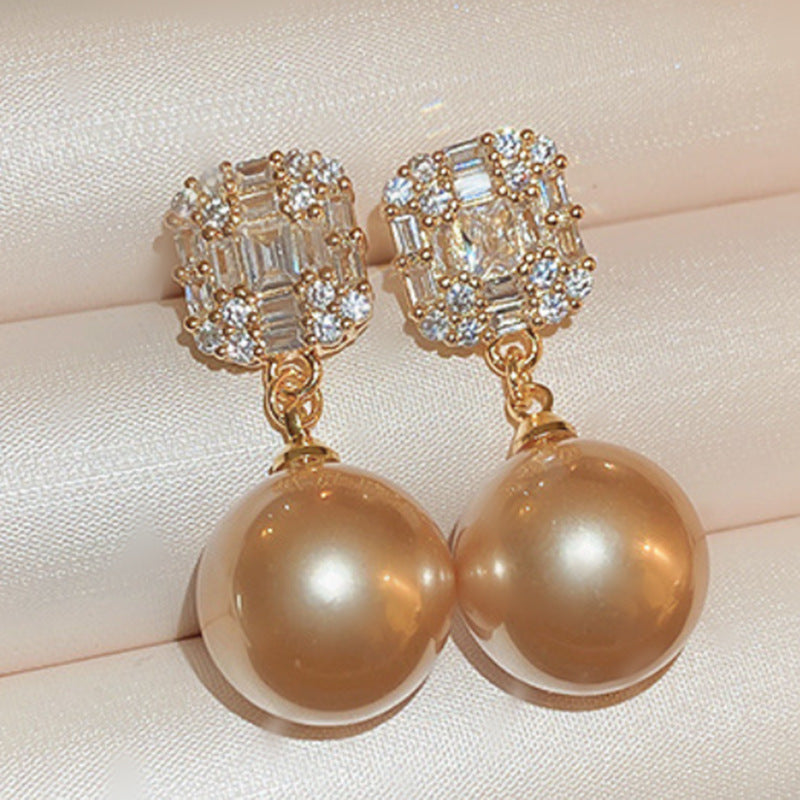 Women's Korean Fashion Temperament Entry Lux High-grade Earrings