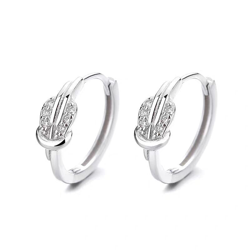 Knotted Circle Ear Clip Trendy Simple Earrings