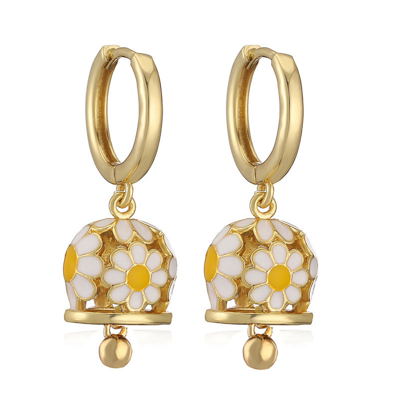 Bell Cool Vacation Style Little Daisy Earrings