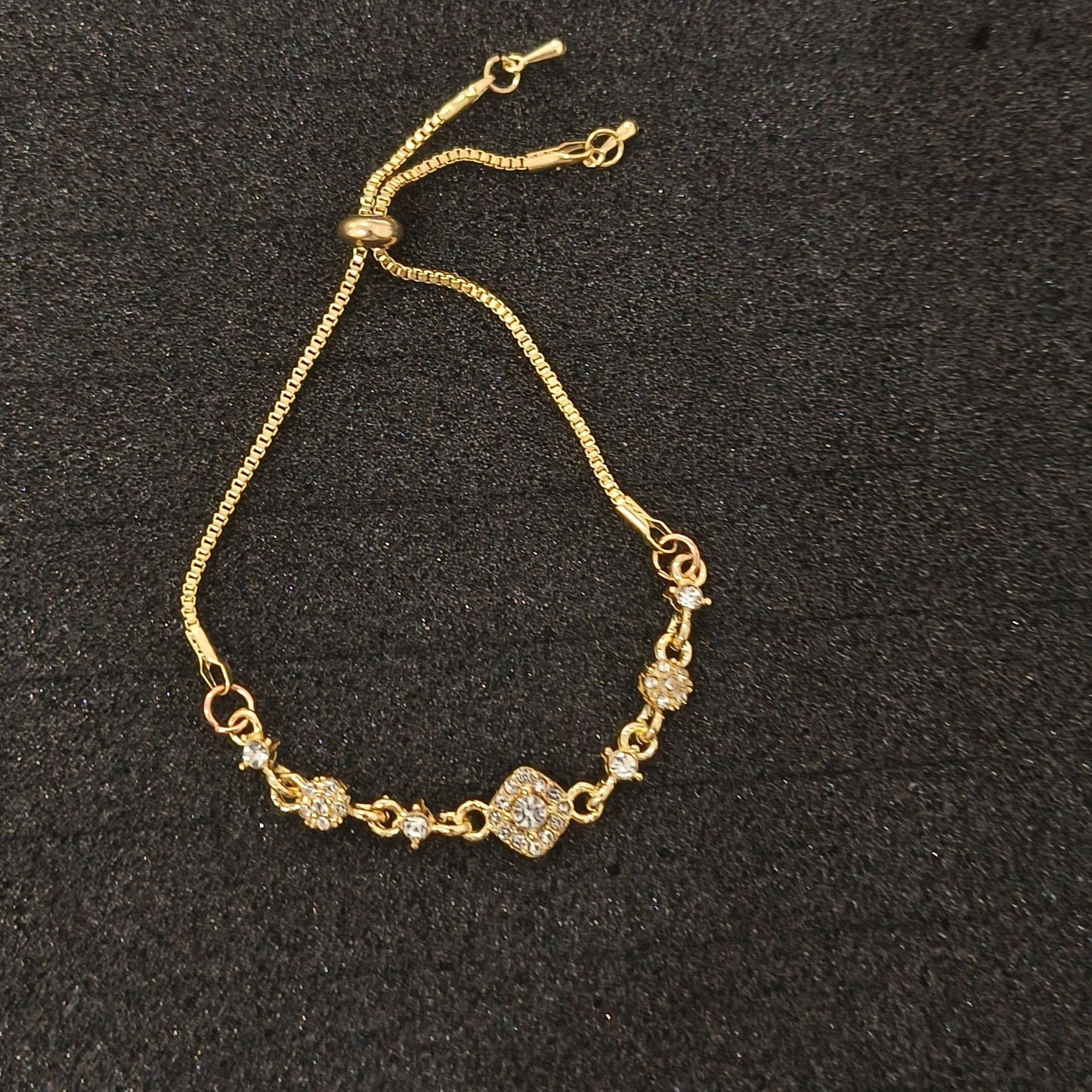 Beautiful Light Luxury High-grade Full Diamond Flash Trendy Temperamental Minority Bracelets