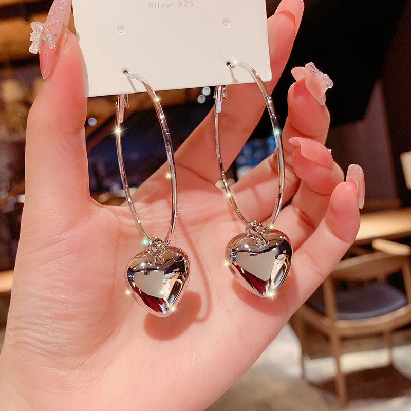 Personalized Fashionable Hollow Heart-shaped Big Ear Mimi Rings