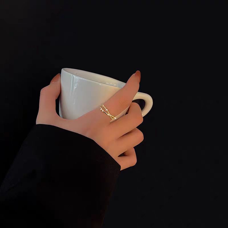 Simple Cross Pearl Female Niche Design Open Adjustable Index Finger Rings