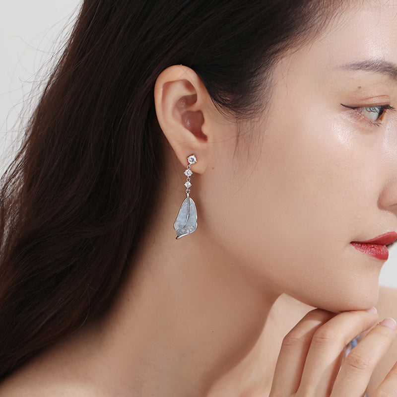 Ice Crystal Leaf-shaped Blue Graceful Light Luxury Earrings