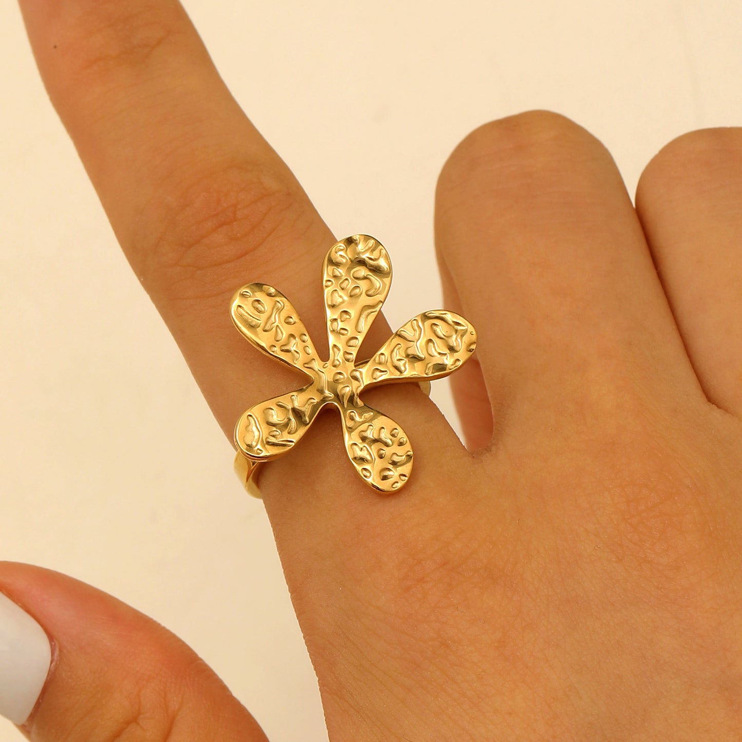 Steel Flower Leaf Female Exaggerated Personalized Hollow Ring