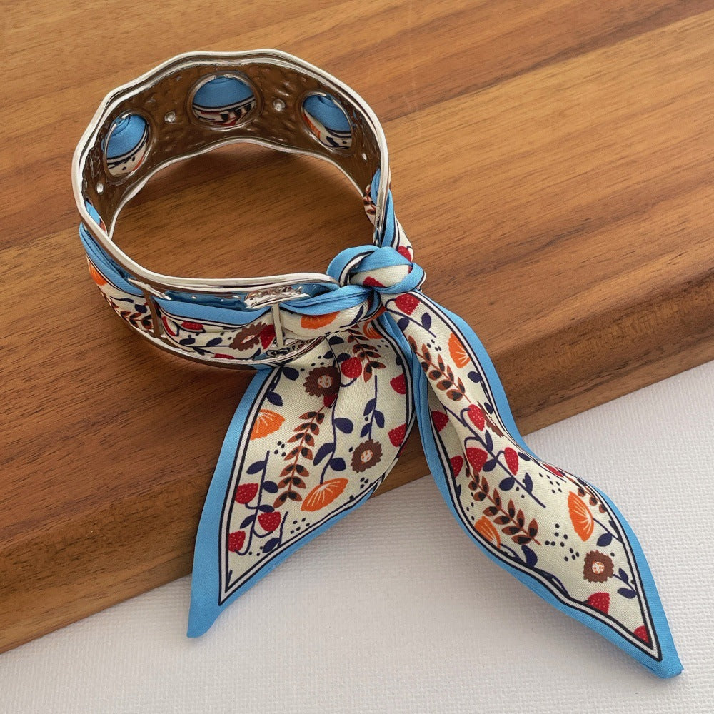 Women's High Sense Silk Scarf Wide Open-ended Design Vacation Bracelet