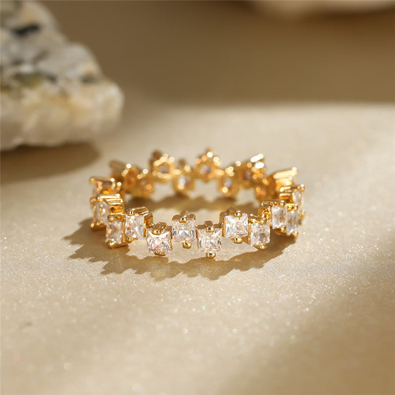 Dislocation Diamond Square Zircon Creative Gold Rings
