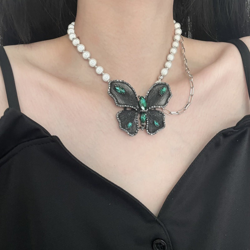 Women's Sweet Fashion Pearl Butterfly For Trendy Exquisite Niche Temperament Elegant Necklace