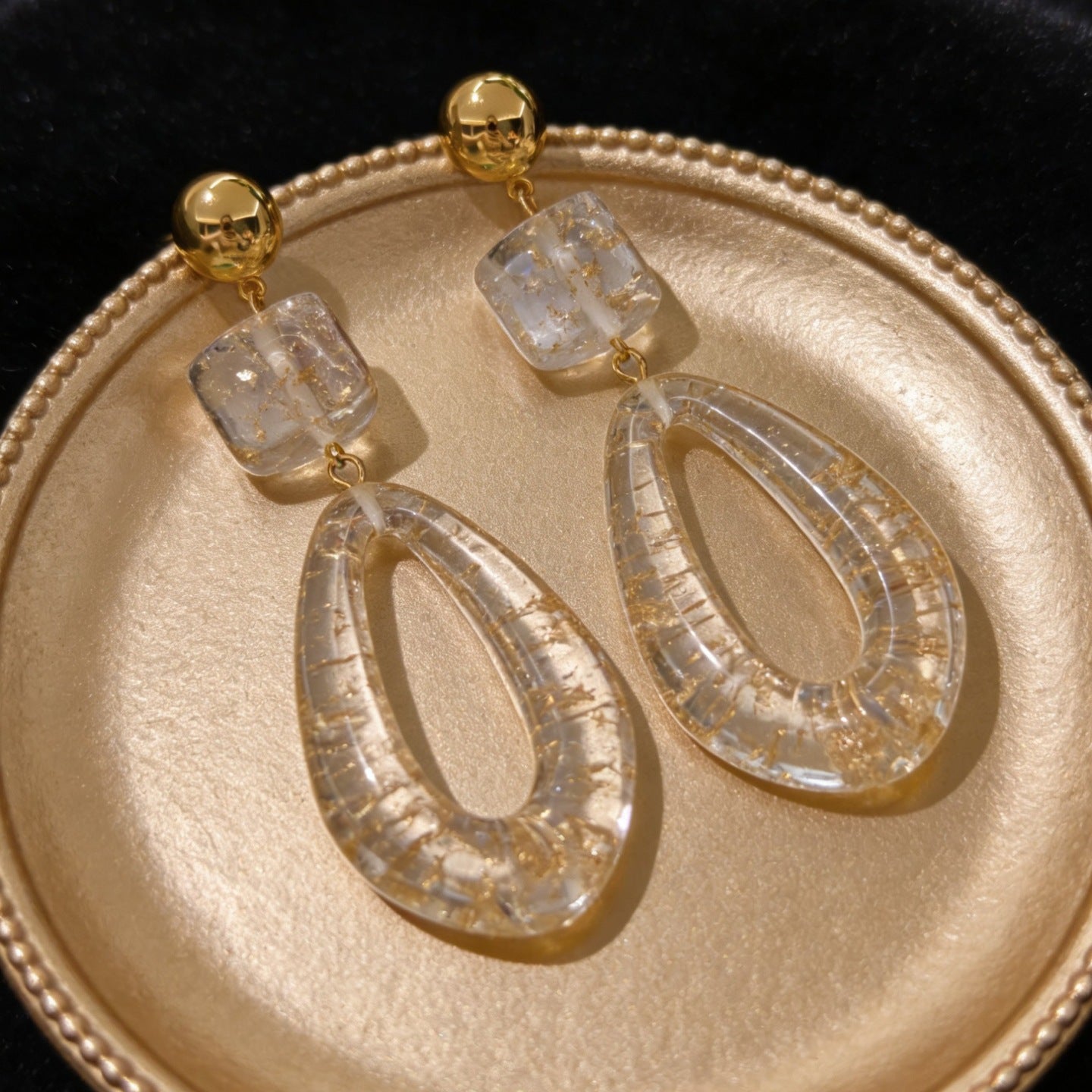 Hollow Geometry Eardrops Simple Elegant Fashionable Transparent Resin Earrings