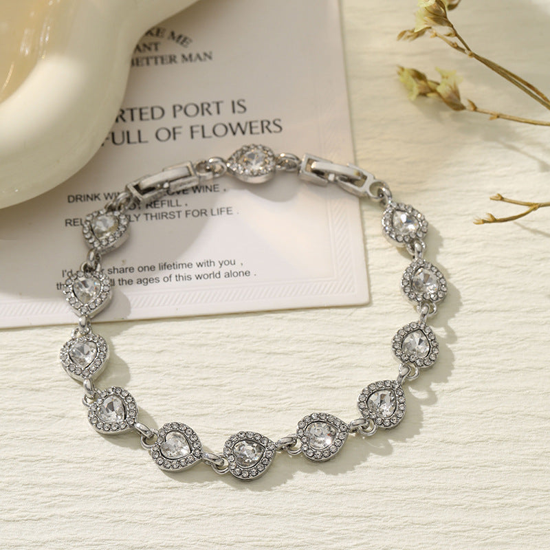High-grade Sweet Loving Heart Fashion Heart-shaped Bracelet