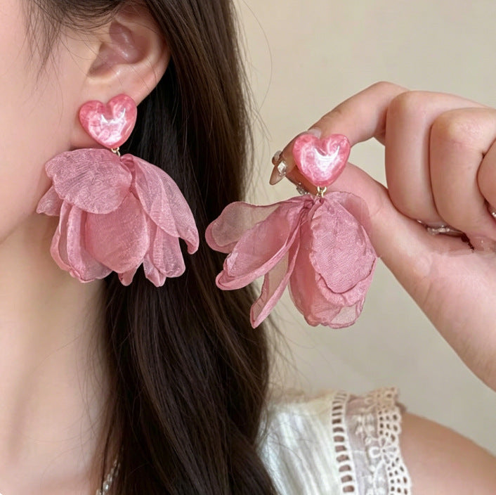 Women's Minority Design Fashionable Flower Light Luxury High-grade Temperament Earrings