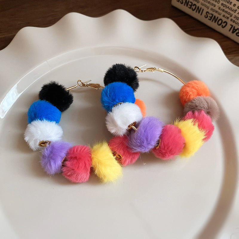 Cheese Pleated Fashionable Casual Style Ear Hook Earrings