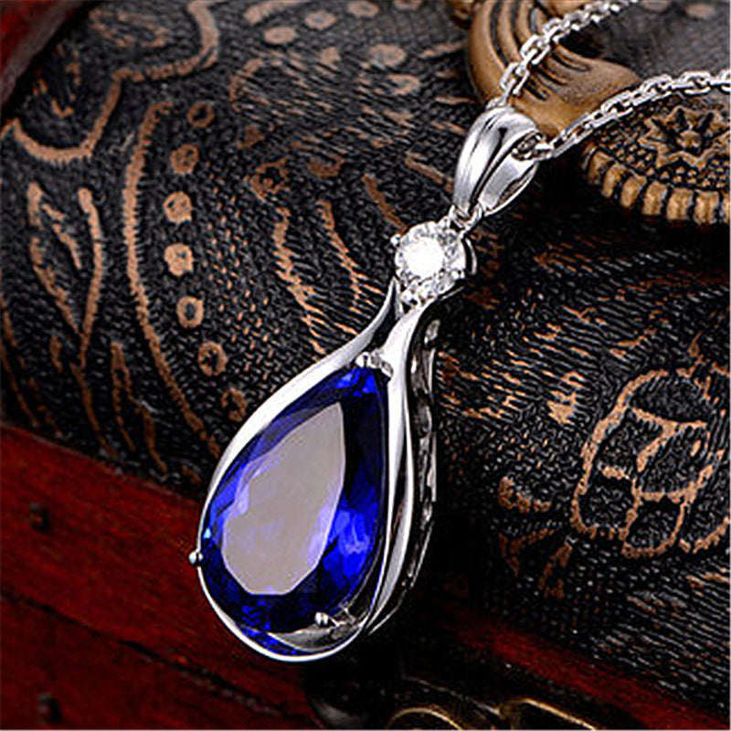 Tanzanite Blue Fashionable Simple Inlaid Sapphire Pendants