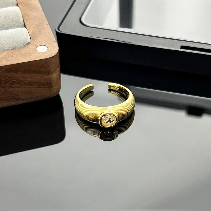 Women's Retro Three-dimensional Lace Hollow Opening Exquisite Brushed Rings