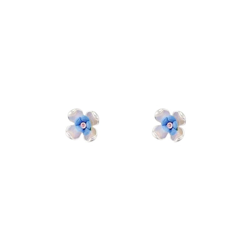 Women's Sier Needle Sweet Small Flower Retro Simple Fashion Mini Stud Earrings