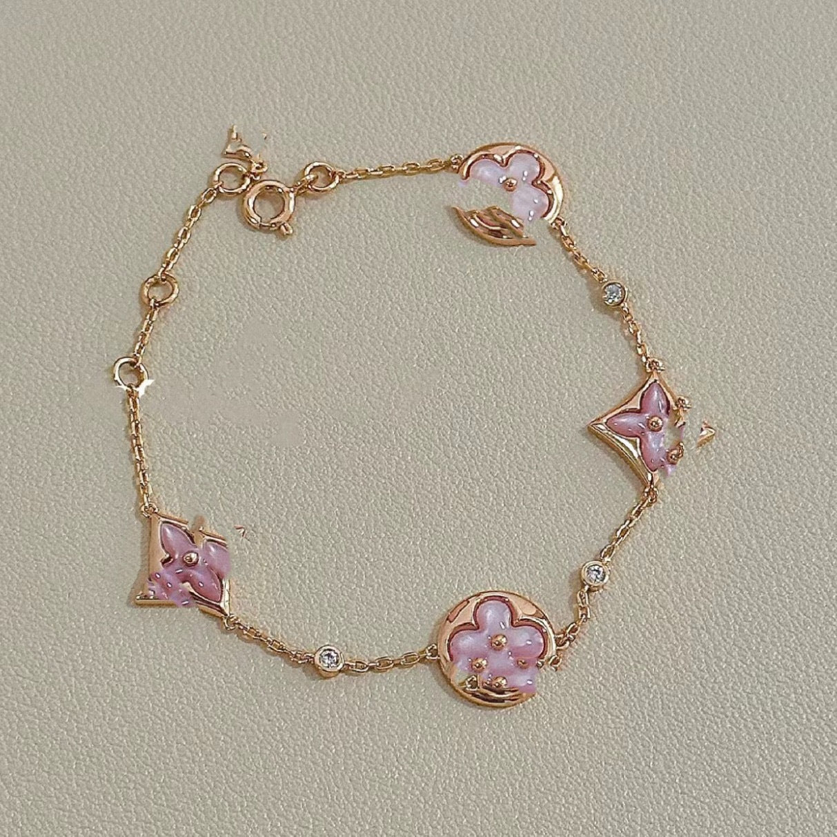 Pork Belly Fritillary Diamond-shaped Four-leaf Clover Bracelet