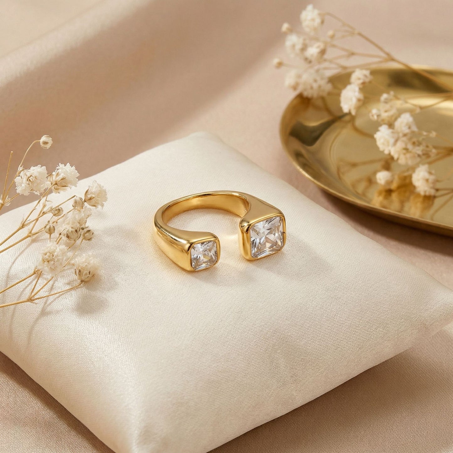 Women's Creative Retro Square Open-end Zircon Exquisite Ring