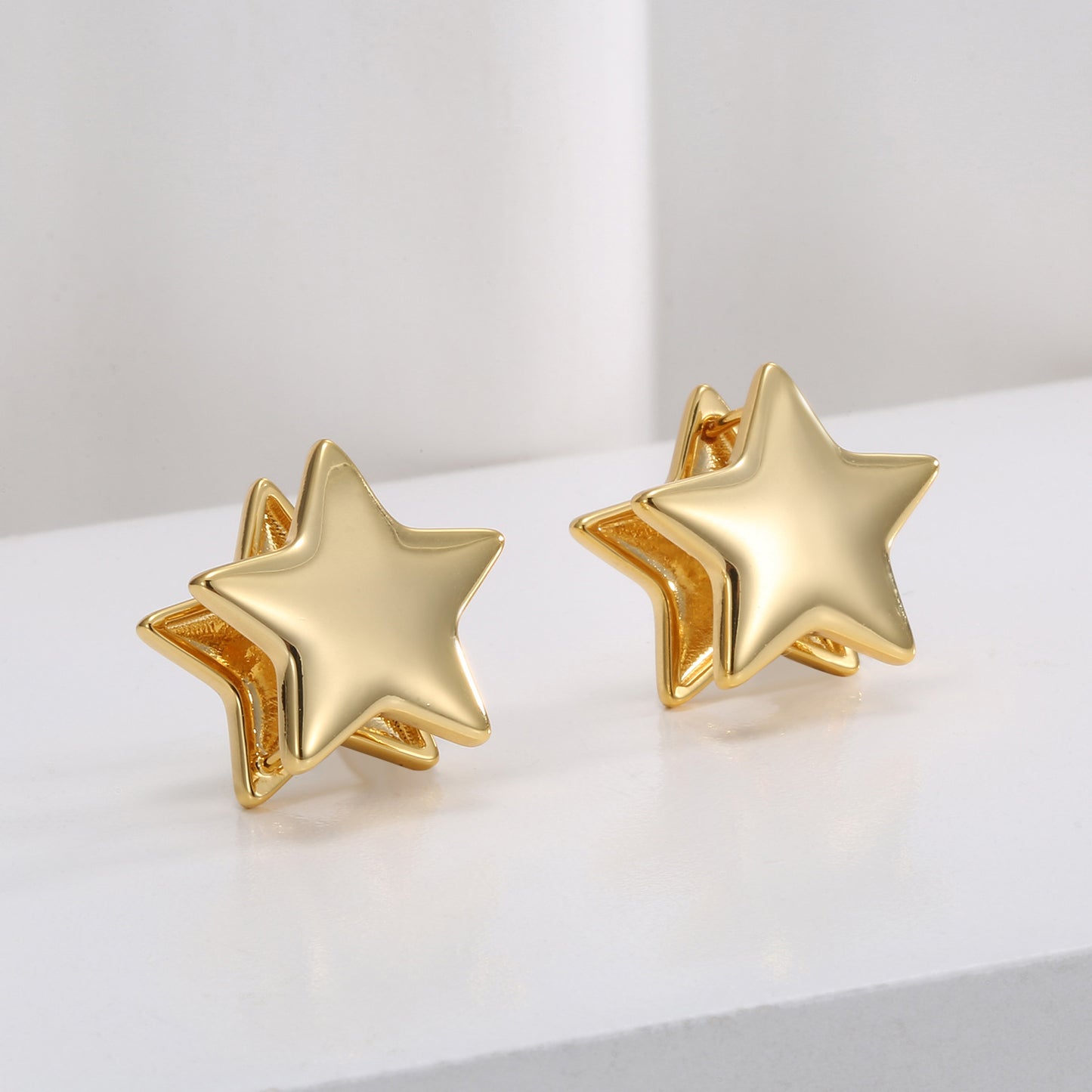 Women's Aloofness Style Suit Design Delicate Diamond Elegant Earrings