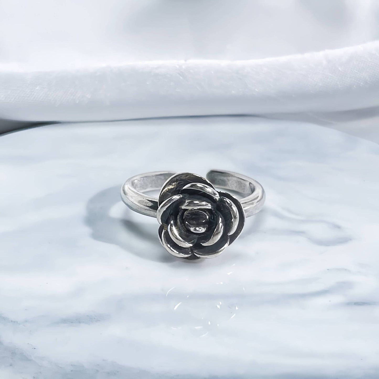 Women's Personalized Rose Refined Stylish Versatile Simple Flower High-grade Rings