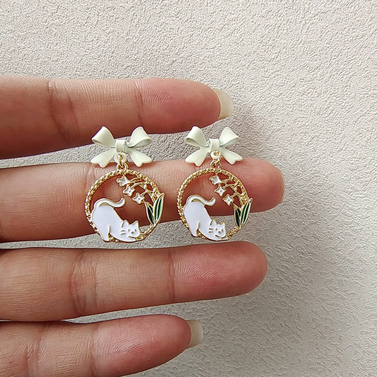 Graceful Summer Bow Naughty Cat Flower Rings