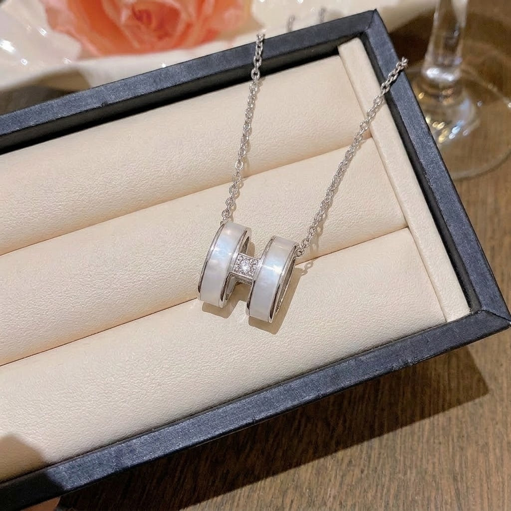 Women's Fashion Devil's Eye Creative Design Elements Popular Clavicle Necklaces
