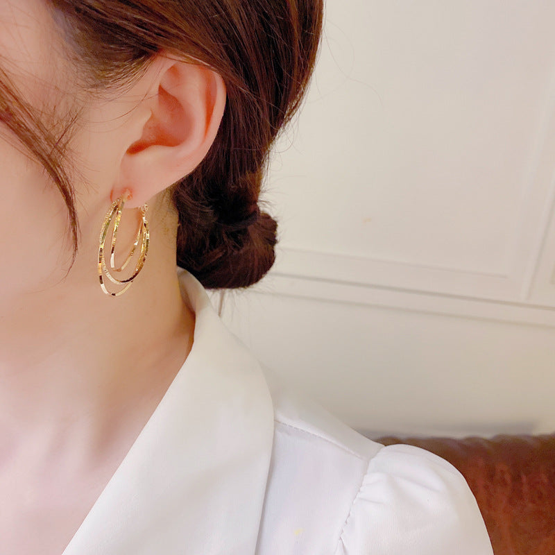 Graceful Fashionable Retro Aloofness Style Big Earrings