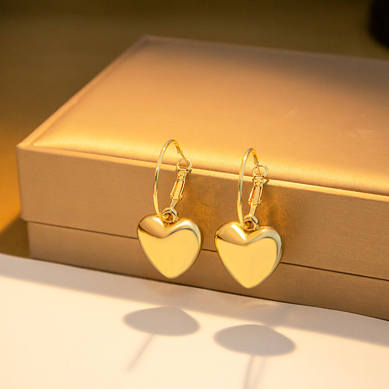 Women's Smooth Glossy Love Heart Exaggerated Circle Ear Clip Rings