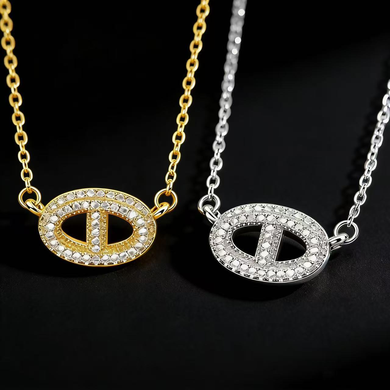 Minority Design Pig Nose Titanium Steel Female Fashion Short High Necklaces