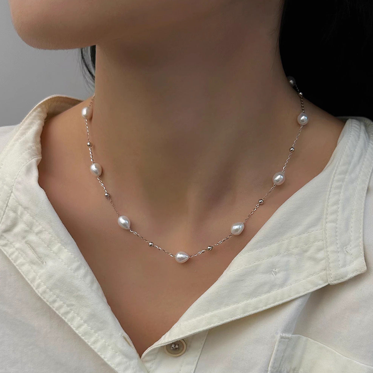 Women's Rice Grain Freshwater Pearl Simplicity Fashion Temperament Design Clavicle Chain Necklace