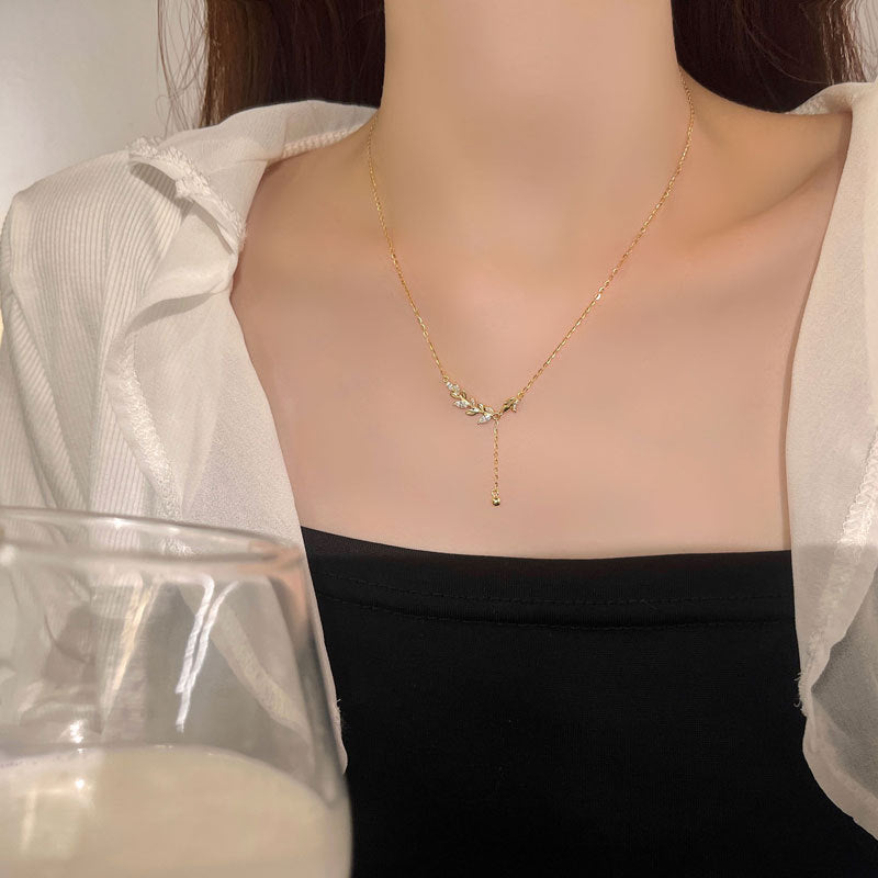 Refreshing Leaf Tassel Temperament Entry Lux Necklaces