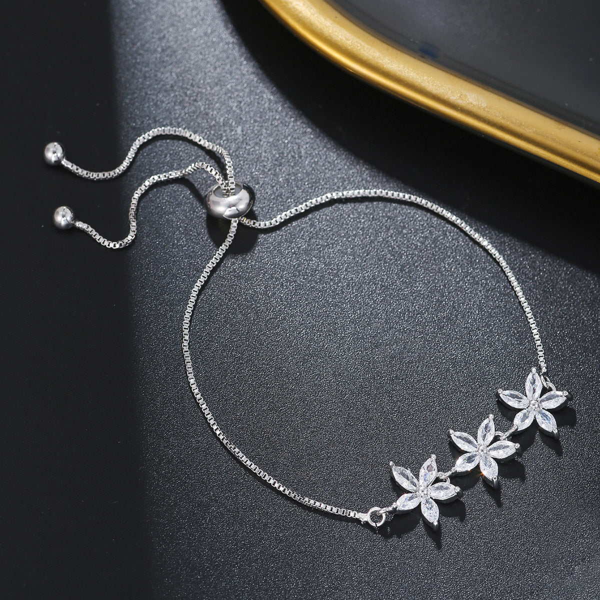Affordable Luxury Fashion Zircon Full Diamond Bracelets