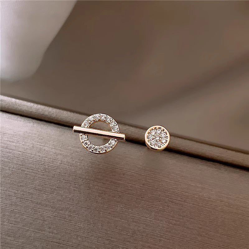 Women's For Sier Pin Design High-grade Elegant Light Earrings
