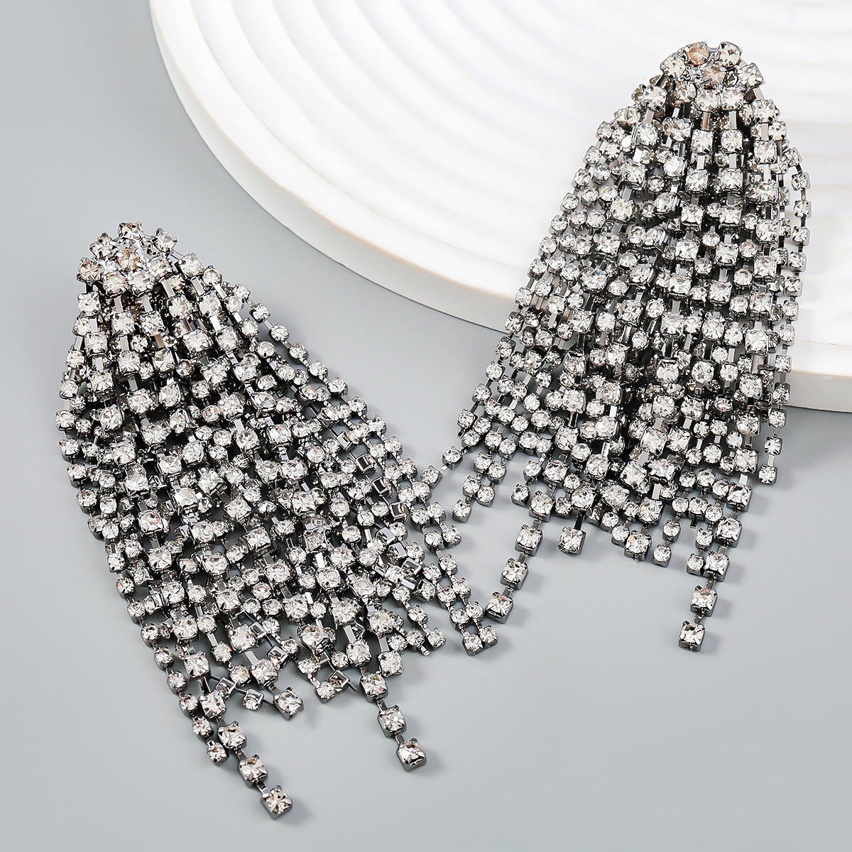 Exaggerated Trendy Alloy Diamond Rhinestone Tassel Earrings