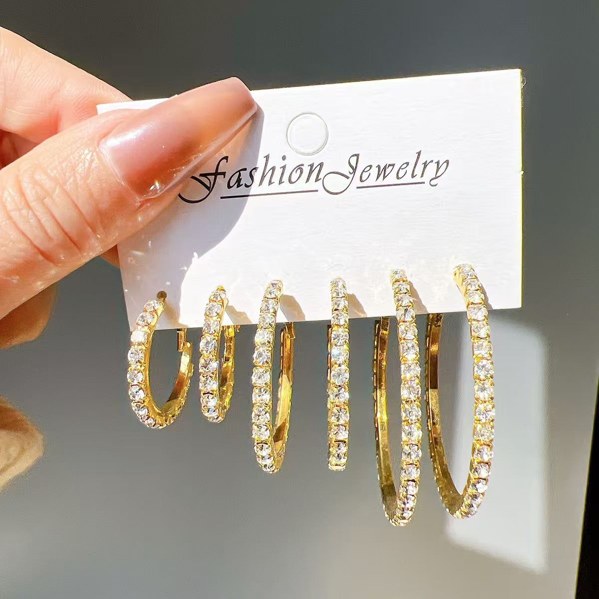 Shiny Shaped High-grade Creative Simple Rhinestone Exaggerated Medium Earrings