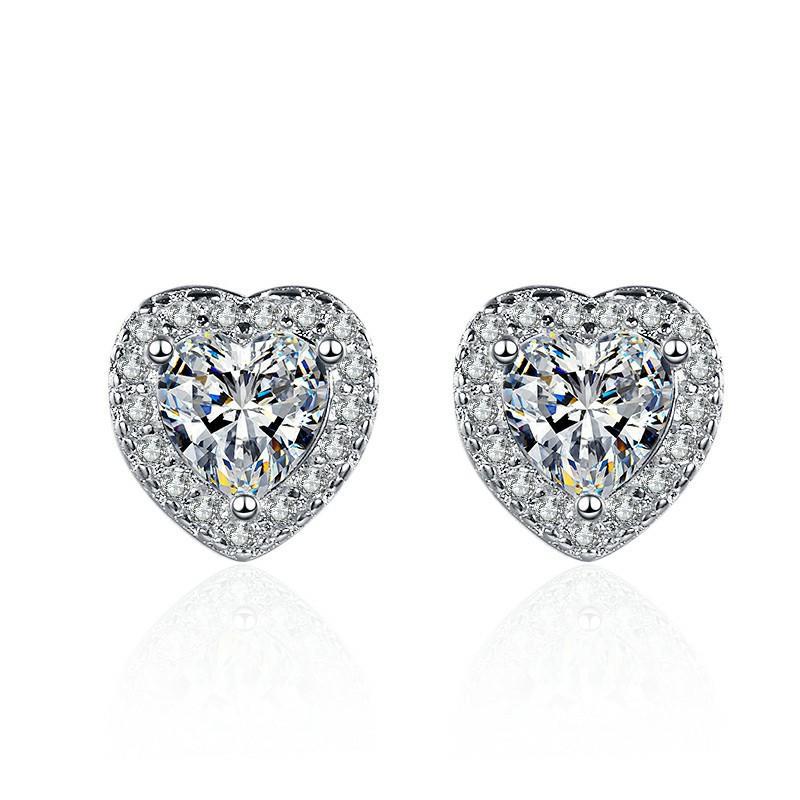 Women's Heart-shaped Artificial Diamond For Super Flash Zircon Light Stud Earrings