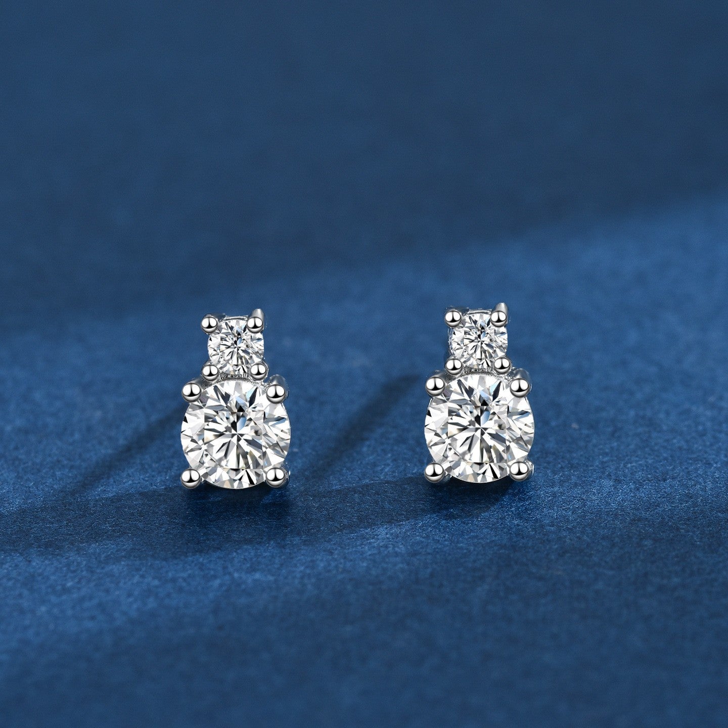 Women's Copper Plated Gold Micro Inlaid Zircon Stud Earrings