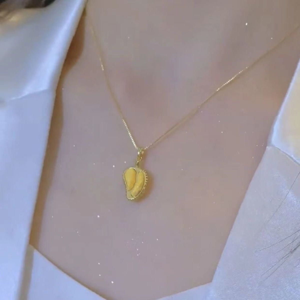 Women's Designer Durian High Texture Clavicle Chain Necklaces