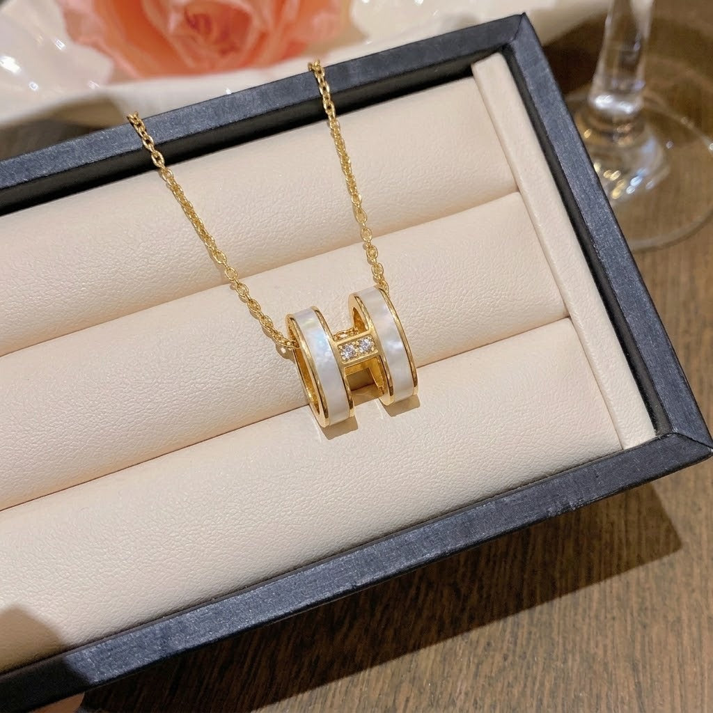 Women's Fashion Devil's Eye Creative Design Elements Popular Clavicle Necklaces