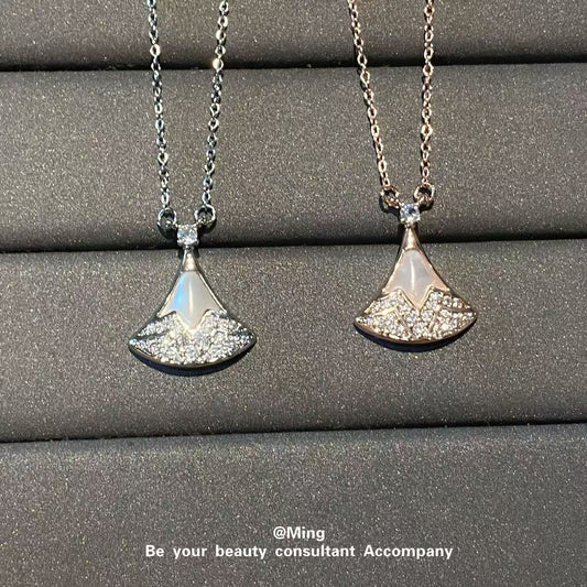 Fan-shaped Small Skirt Female Gradient Pink Diamond Natural White Shell Necklaces